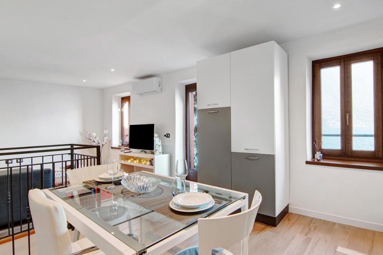 Fogazzaro Lake View Apartment Oria  ภายนอก รูปภาพ