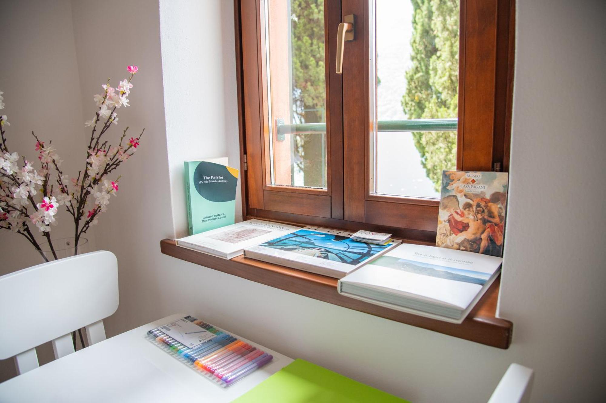 Fogazzaro Lake View Apartment Oria  ภายนอก รูปภาพ